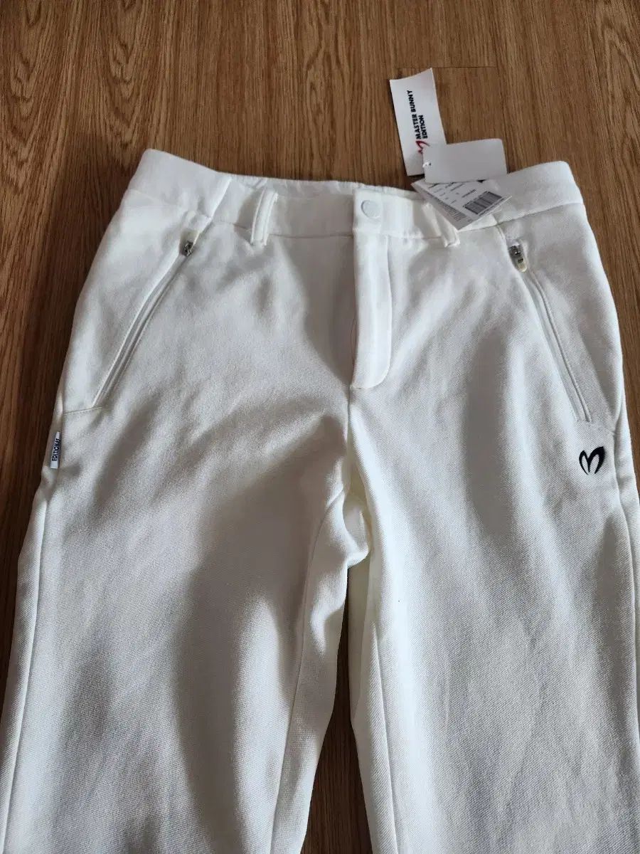 マスターバニーエディション 起毛 ゴルフパンツ 3