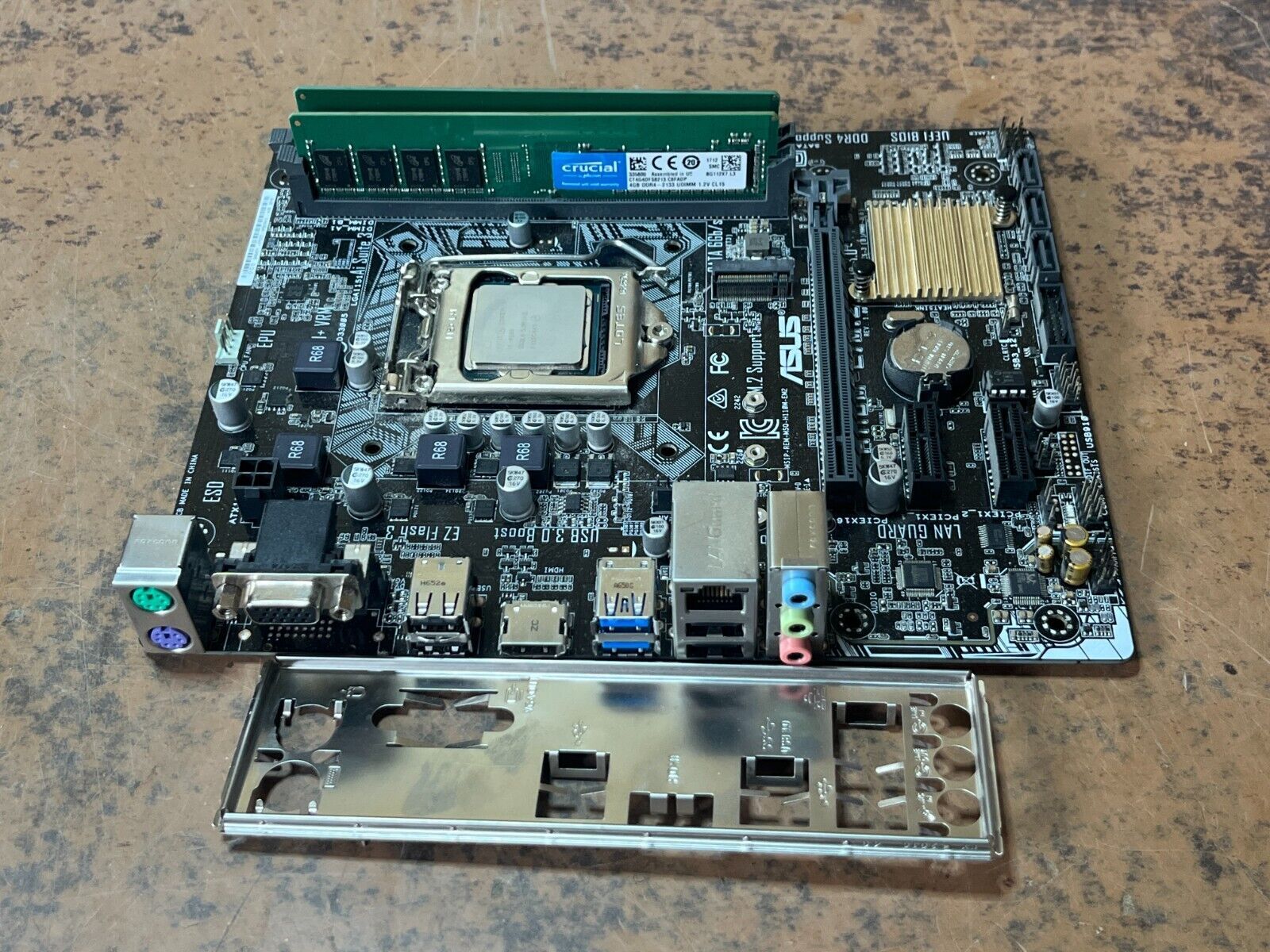 ASUS H110M-E|M.2 LGA1151 DDR4 Pentium G4560 ファンおよびI|O 第 6 世代インテル CP