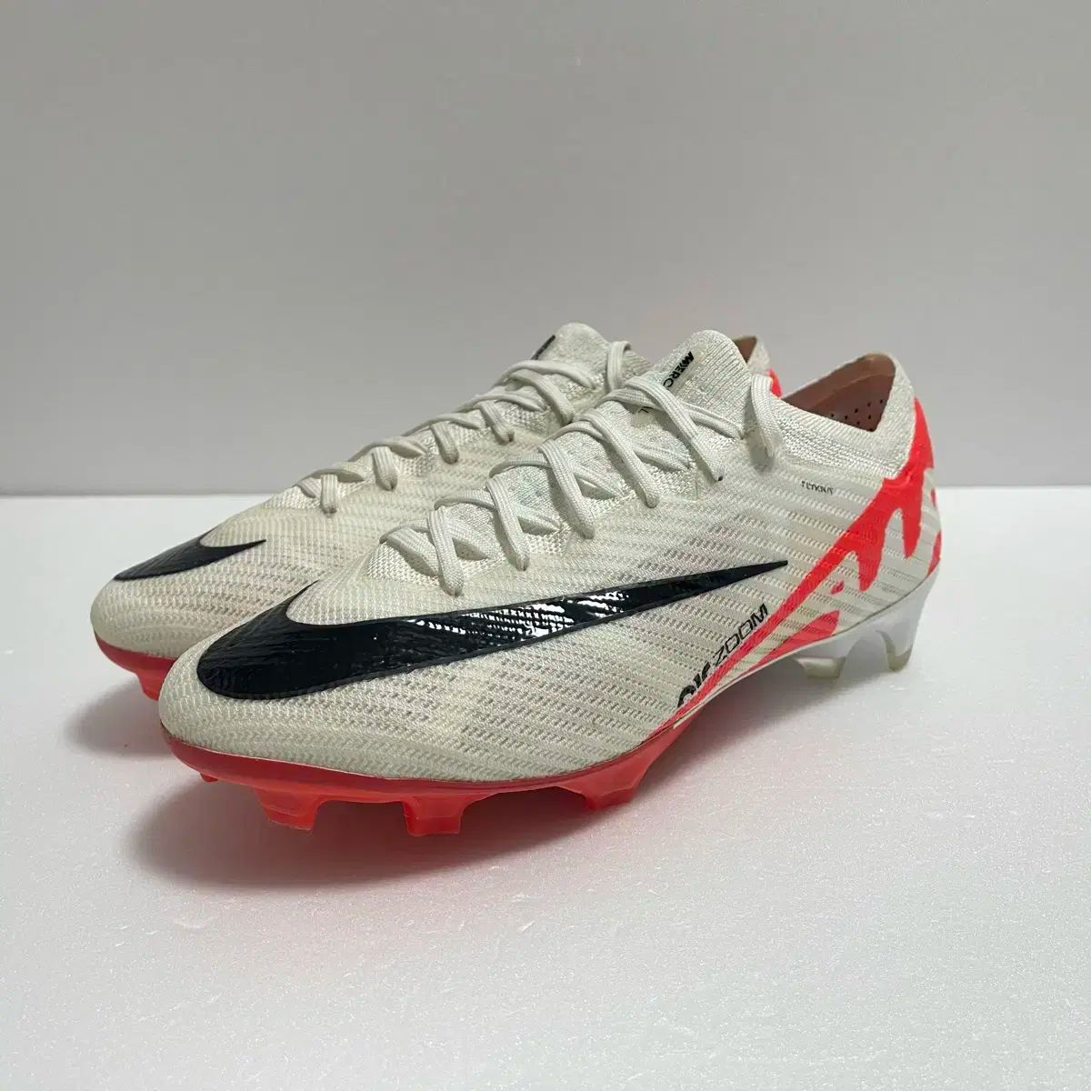 NIKE ナイキ マーキュリアル ヴェイパー 15 エリート FG 275 ボスニアから