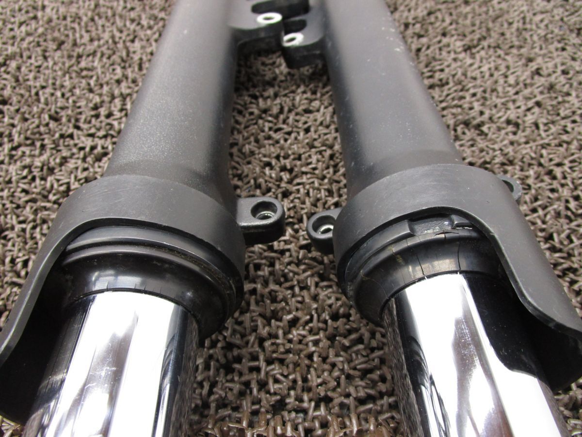 レボ フロントフォーク