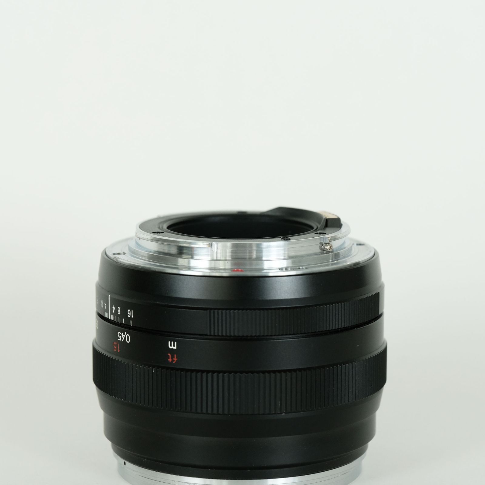 美品] Carl Zeiss Planar T* 50mm F1.4 ZE [キヤノンEF用] / キヤノンEF