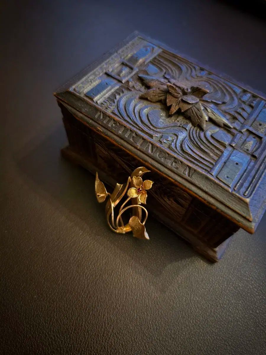  オリジナル ヴィンテージ 水仙 フローラル ブローチ その他 アクセサリー