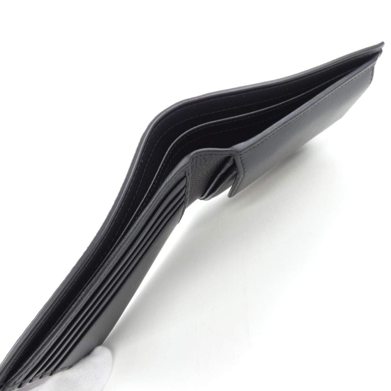 2つ折りウォレット