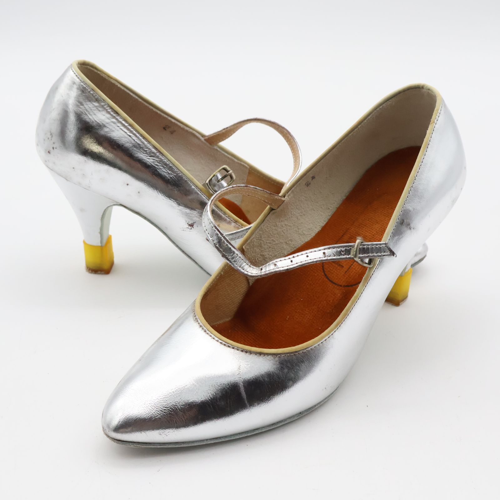 【美品】スーパダンス　レディース スタンダード シューズ ストラップ　社交ダンス 社交ダンス スタンダード ストラップシューズ24 社交ダンスシューズ