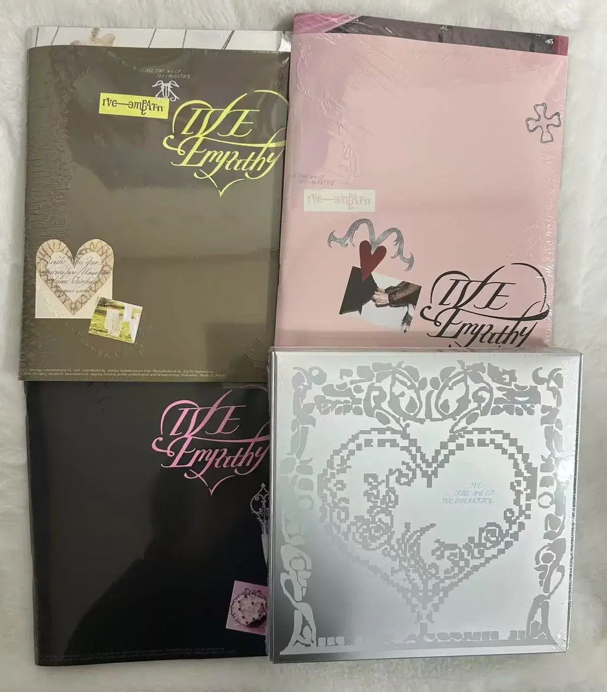 【雷市場（ポンジャン）商品韓国直送】 IVE(アイヴ) アルバム EMPATHY 未開封 実物