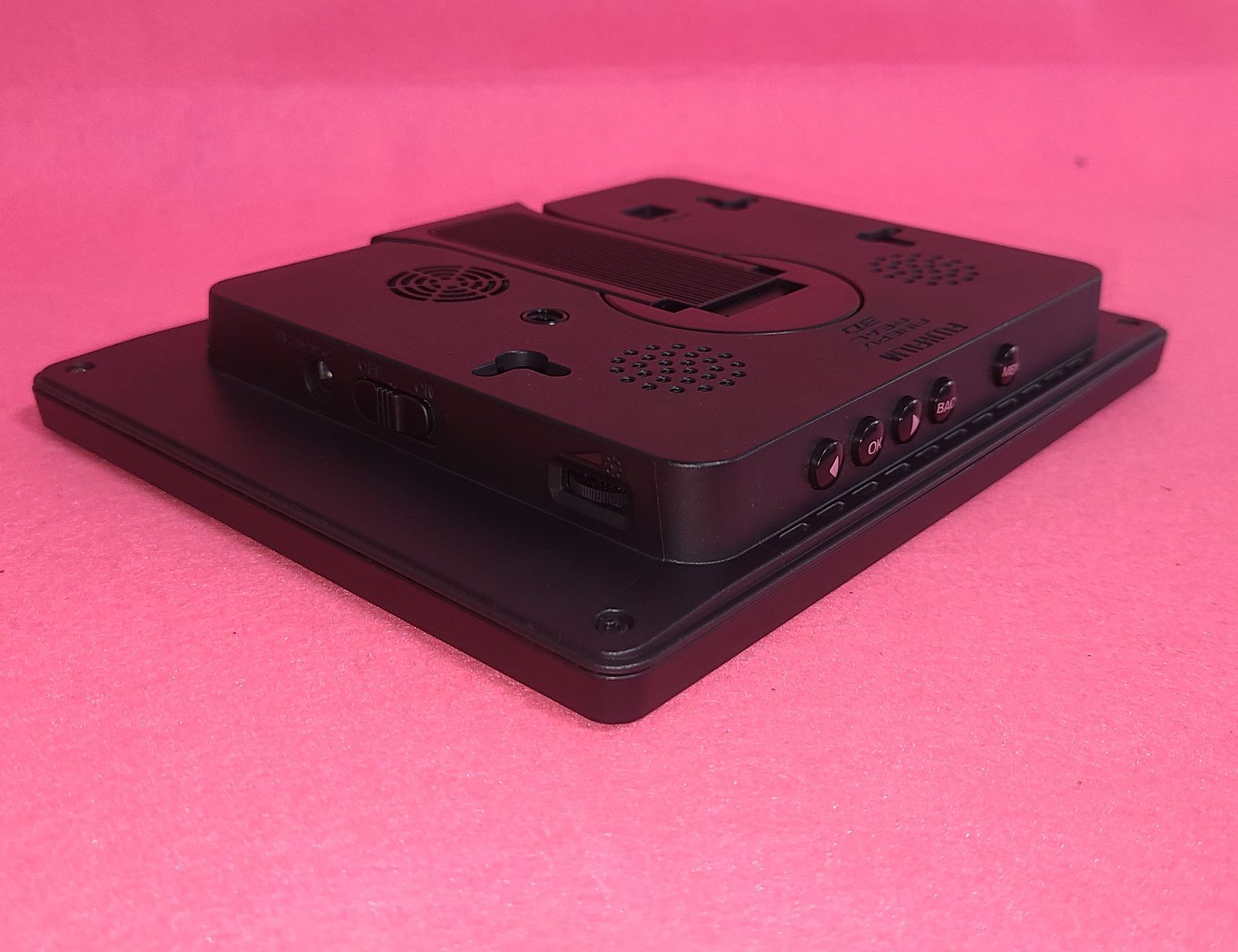 セール中 FINEPIX REAL 3D V3 デジタルフォトフレーム FUJIFILM