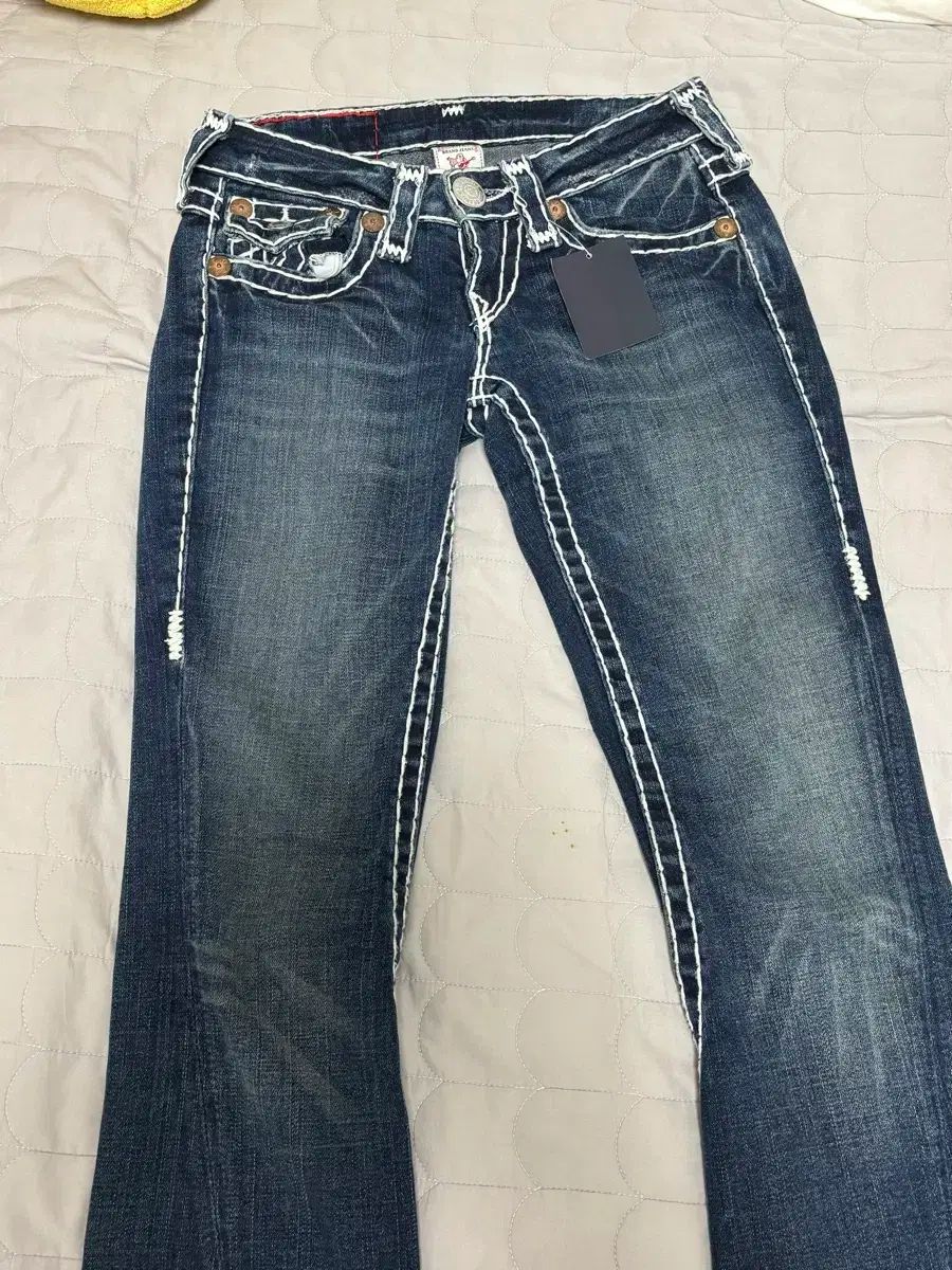 TRUE RELIGION トゥルーレリジョン ブーツカット デニム 24 デス ライズ ヴィンテージ