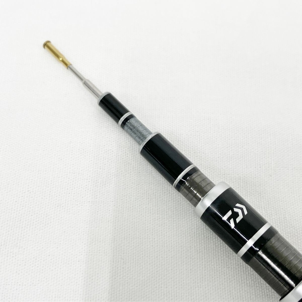 超美品 がまかつPRO.CEPTOR 競技 硬中硬100 プロタイプ鮎竿