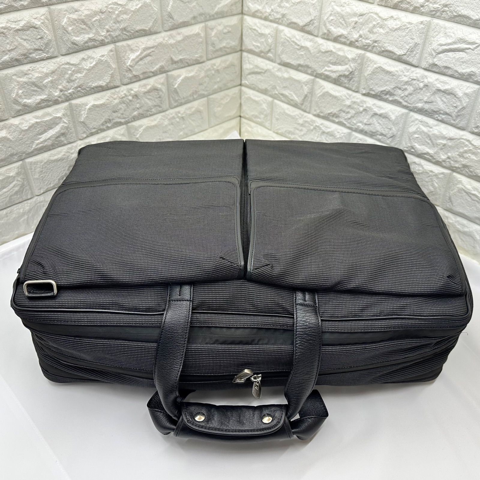 ◉美品◉ダンヒル◉dunhill◉ビジネス◉ボストン◉大容量◉ガーメント 