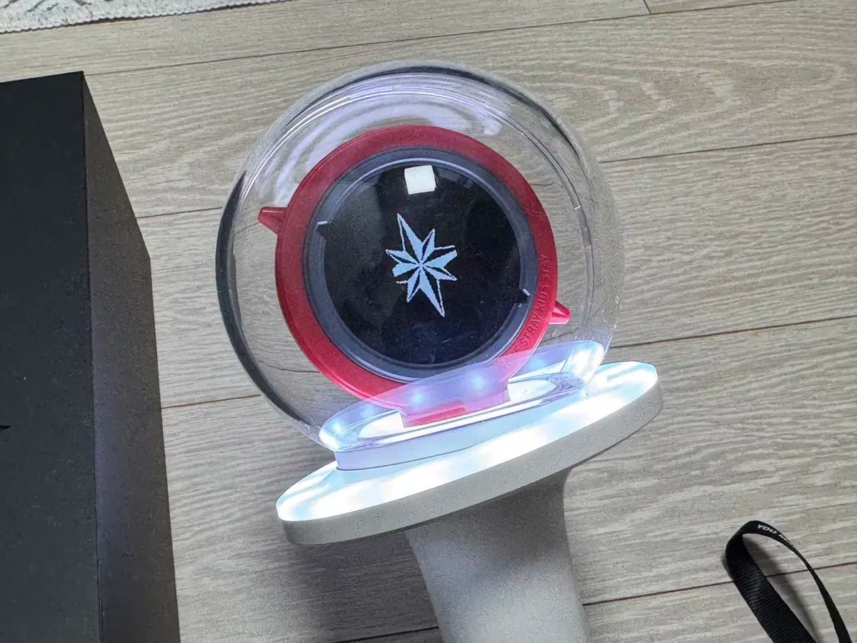 Stray Kids⭐︎スキズ ペンライト ver2 公式⭐︎おまけ付⭐︎即購入可 41L8mOnDCXL._UF894,1000_QL80_.jpg