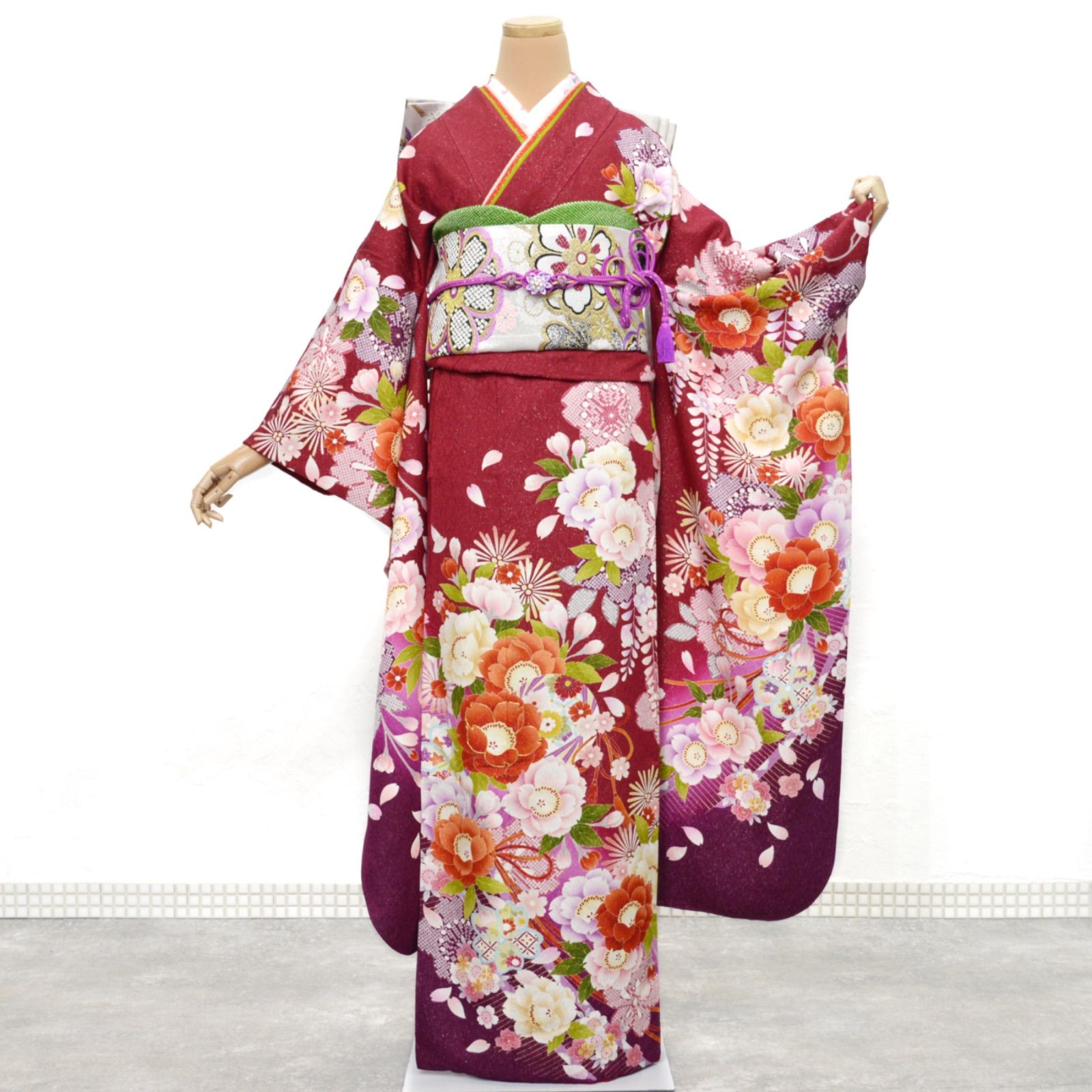 美品》正絹 振袖フルセット L〜LLサイズ 成人式 桜 深赤地 パール 