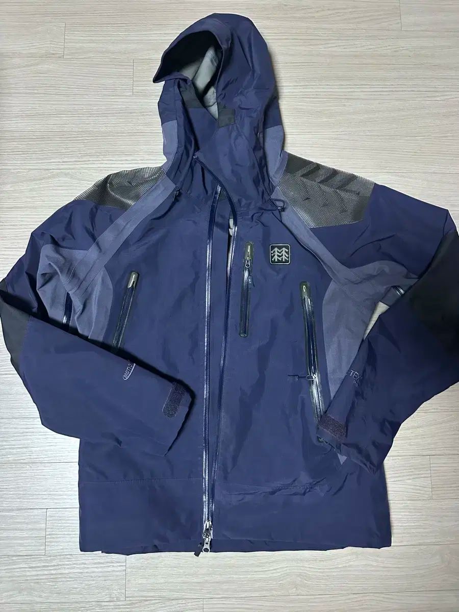 Kolon Sport コーロンスポーツ 最高のスペシャリスト ヒマラヤ ゴアジャケット