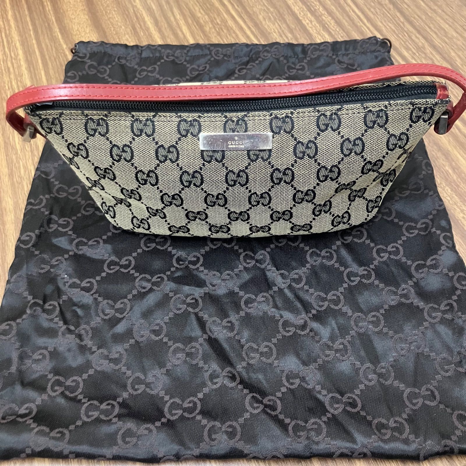 GUCCI グッチ アクセサリーポーチ GGキャンパス 舟形 ◎GUCCI グッチ アクセサリーポーチ GGキャンパス 舟形 0391103