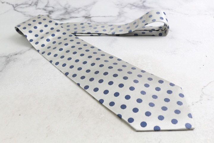 【used】ネクタイ　AUSTIN REED 白 オースチンリード ネクタイ 紺 水色 薄黄色 白 チェック シルクn802