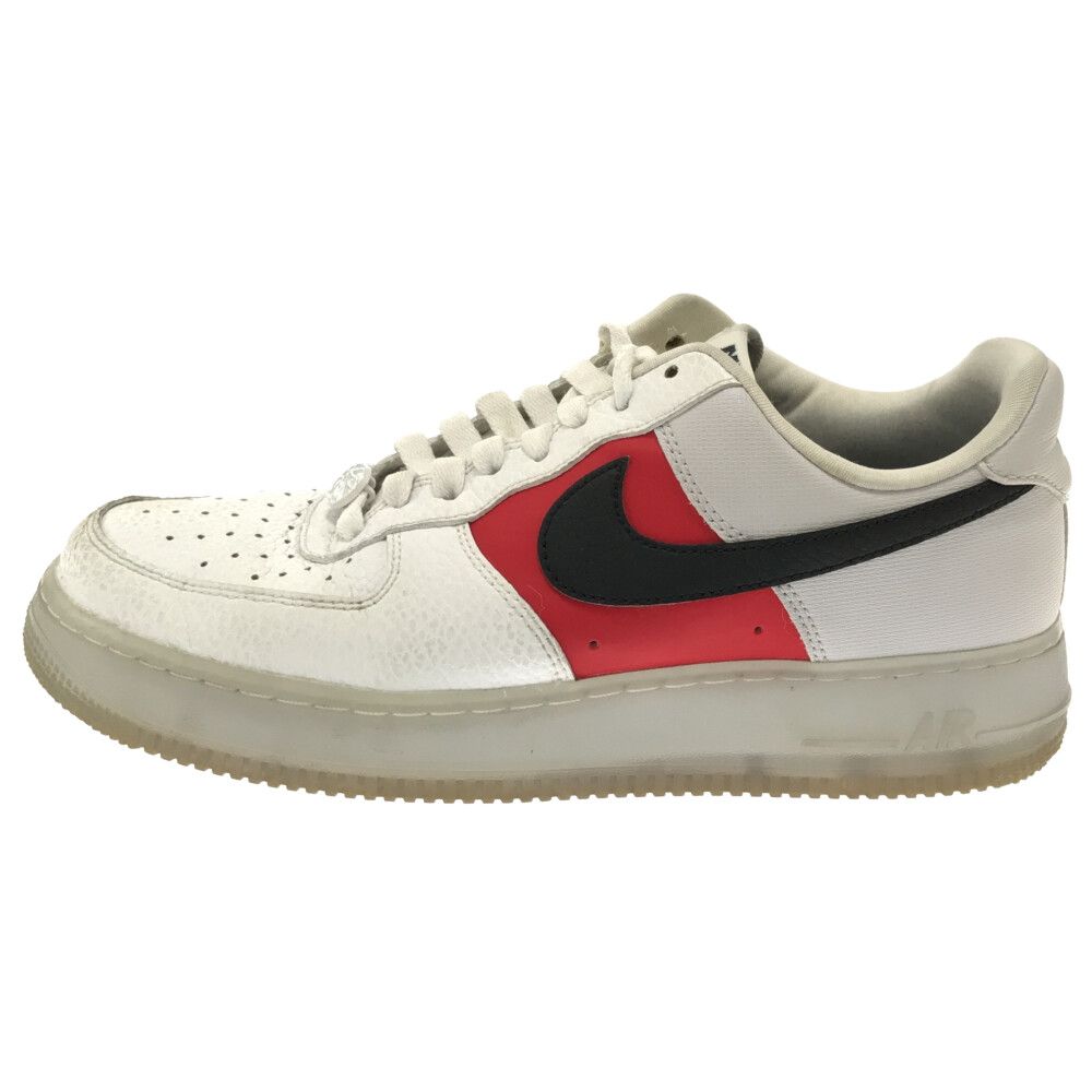 NIKE (ナイキ) AIR FORCE 1'07 LV8 EMB CT2295-110 エアフォース1