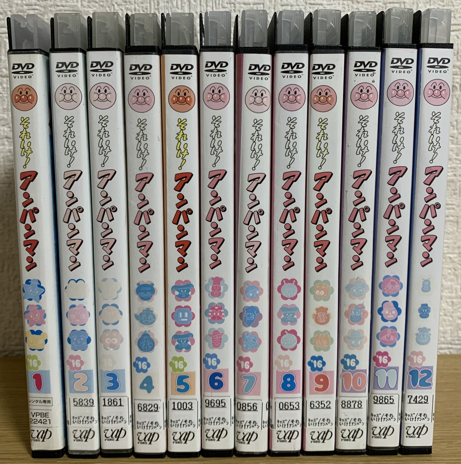 それいけ!アンパンマン '16 DVD全巻セット - メルカリ