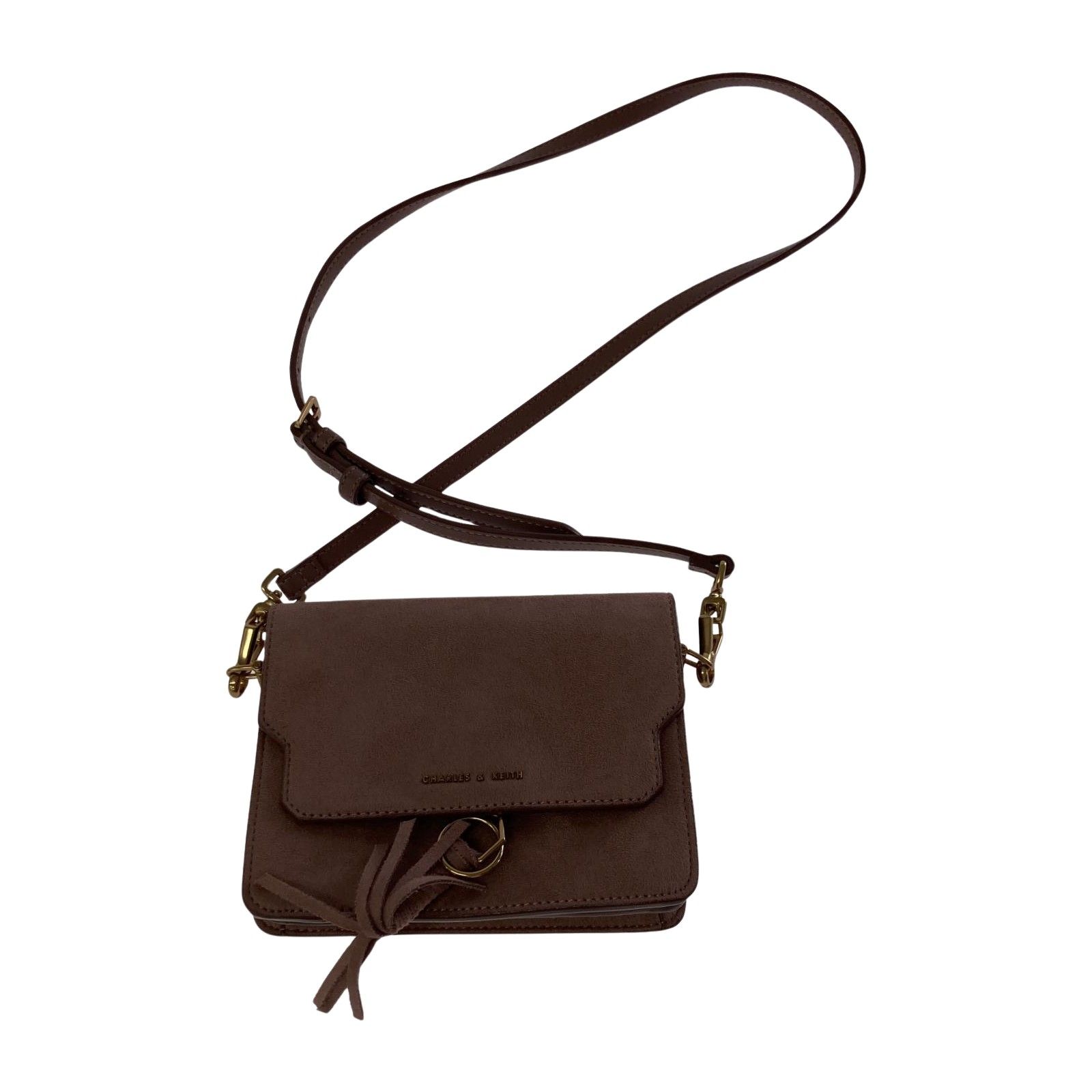 CHARLES & KEITH チャールズ＆キース スエード調ショルダーバッグ 