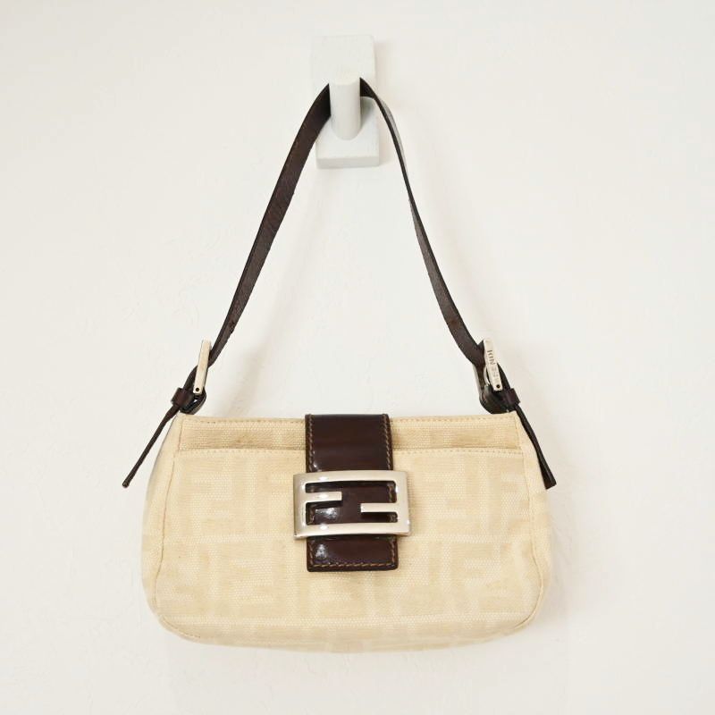 【美品】FENDI フェンディズッカ キャンバス カジュアル バレッタ 楽天市場】【中古】 フェンディ ズッカ柄 ワンショルダーバッグ