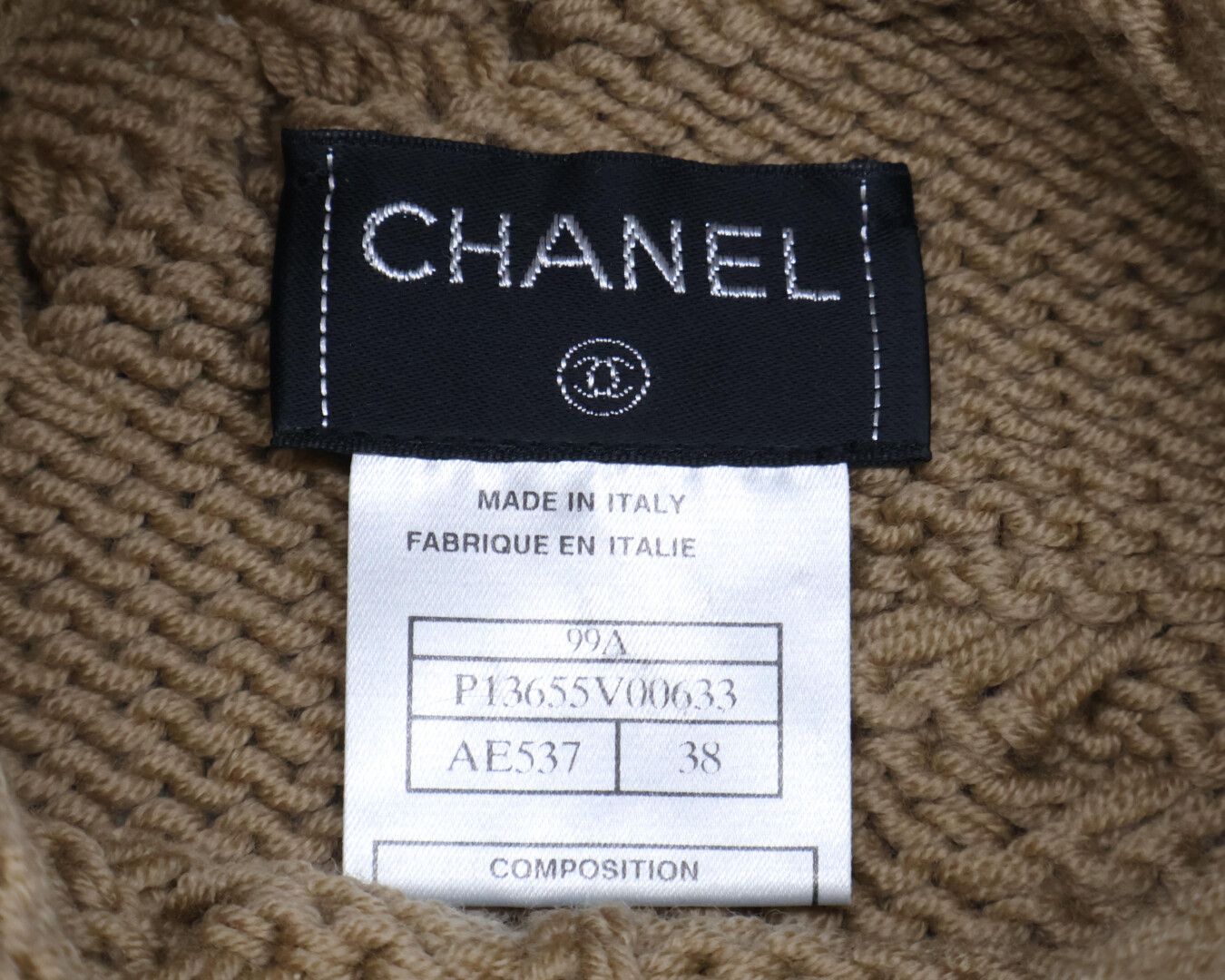 CHANEL - シャネル 【美品/国内正規】99A P13656V00633 ケーブル タートルネック ニットセーター/ 38 楽天市場】CHANEL シャネル 【美品/国内正規】99A P13655V00633