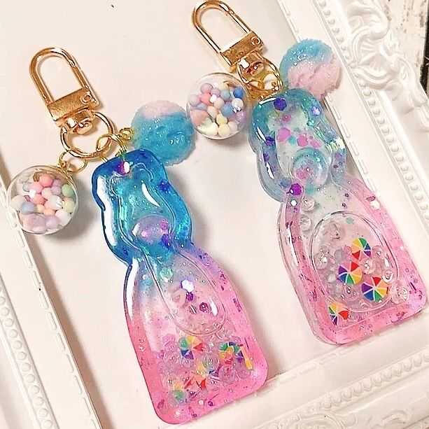 グラデーションラムネシェイカー◇シェイカーキーホルダー 瓶