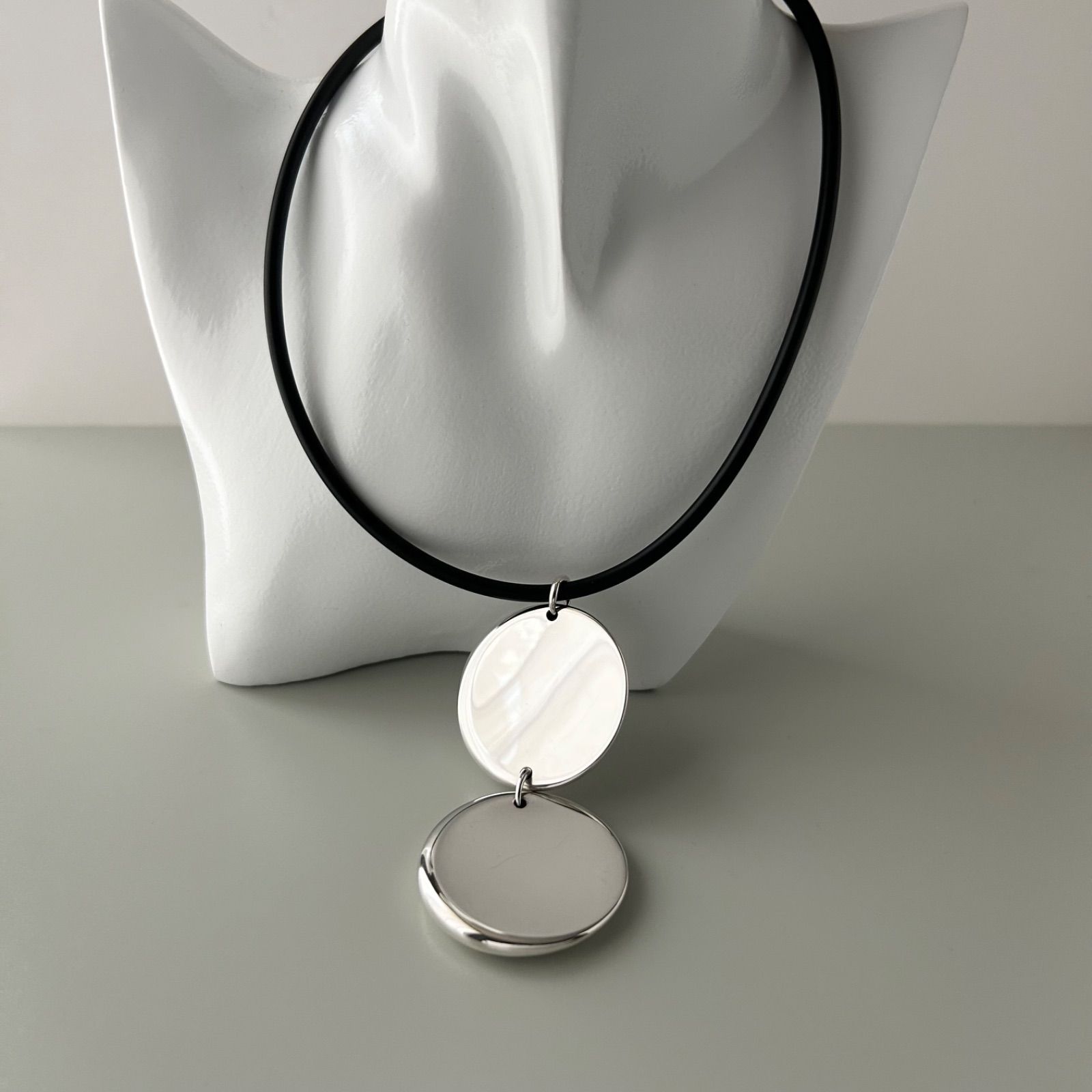 ジョージ ジェンセン ストラップ Amazon.co.jp: 「 Georg Jensen 」 ラバーストラップ