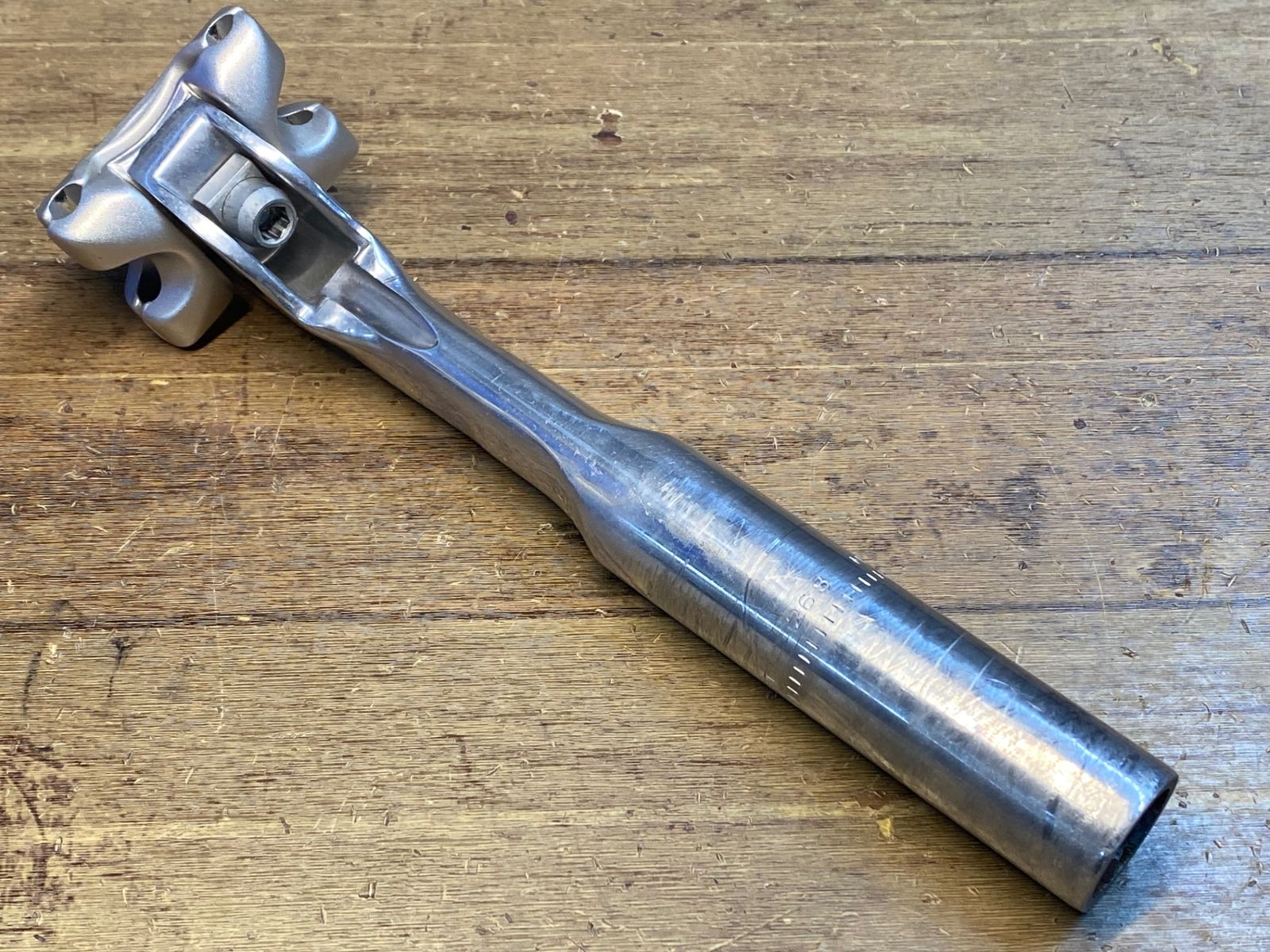 JI609 カンパニョーロ Campagnolo クローチェダウネ Croce d