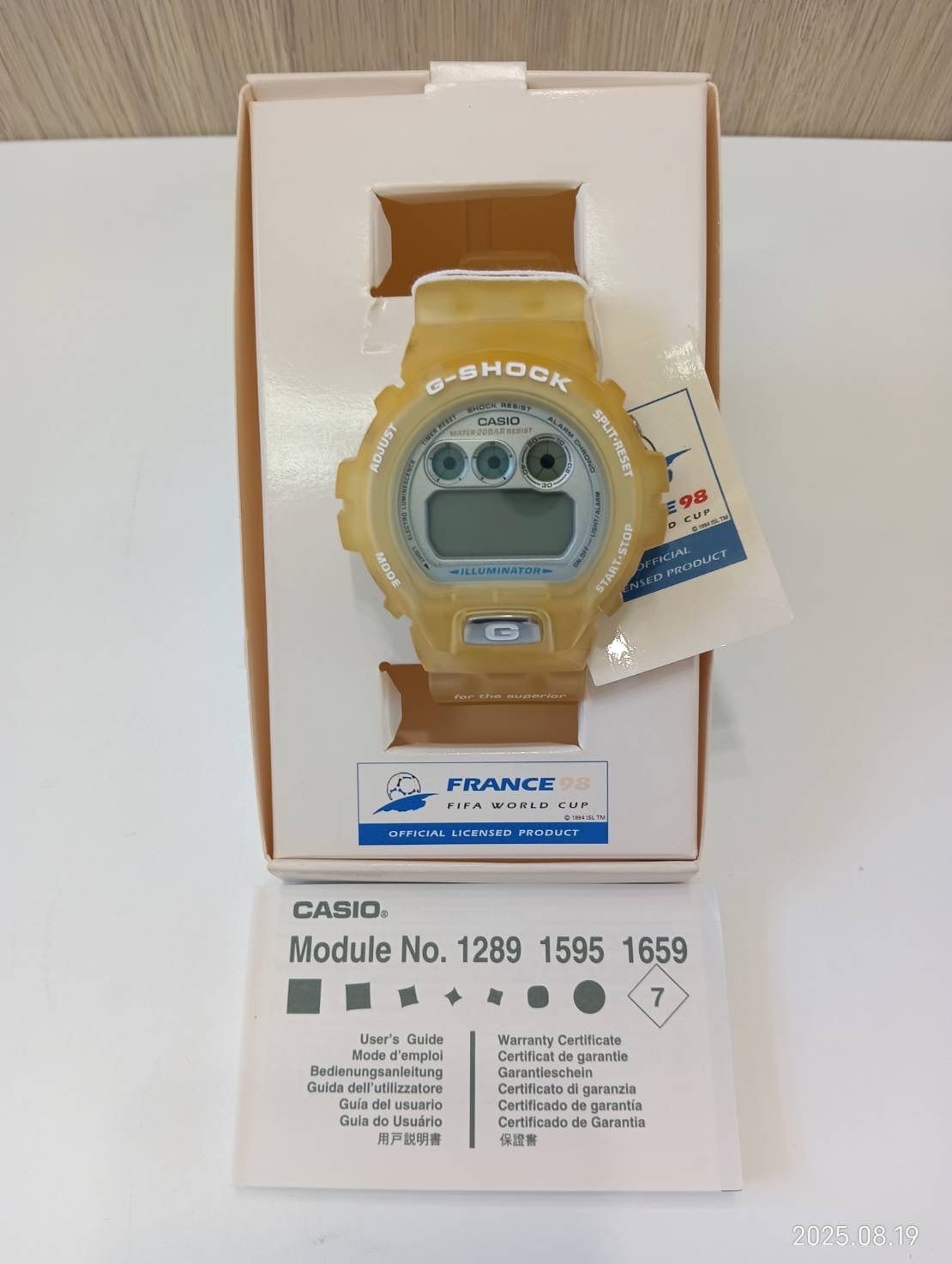 中古品】 CASIO カシオ G-SHOCK DW-6900WF-7T 1998 FIFA World