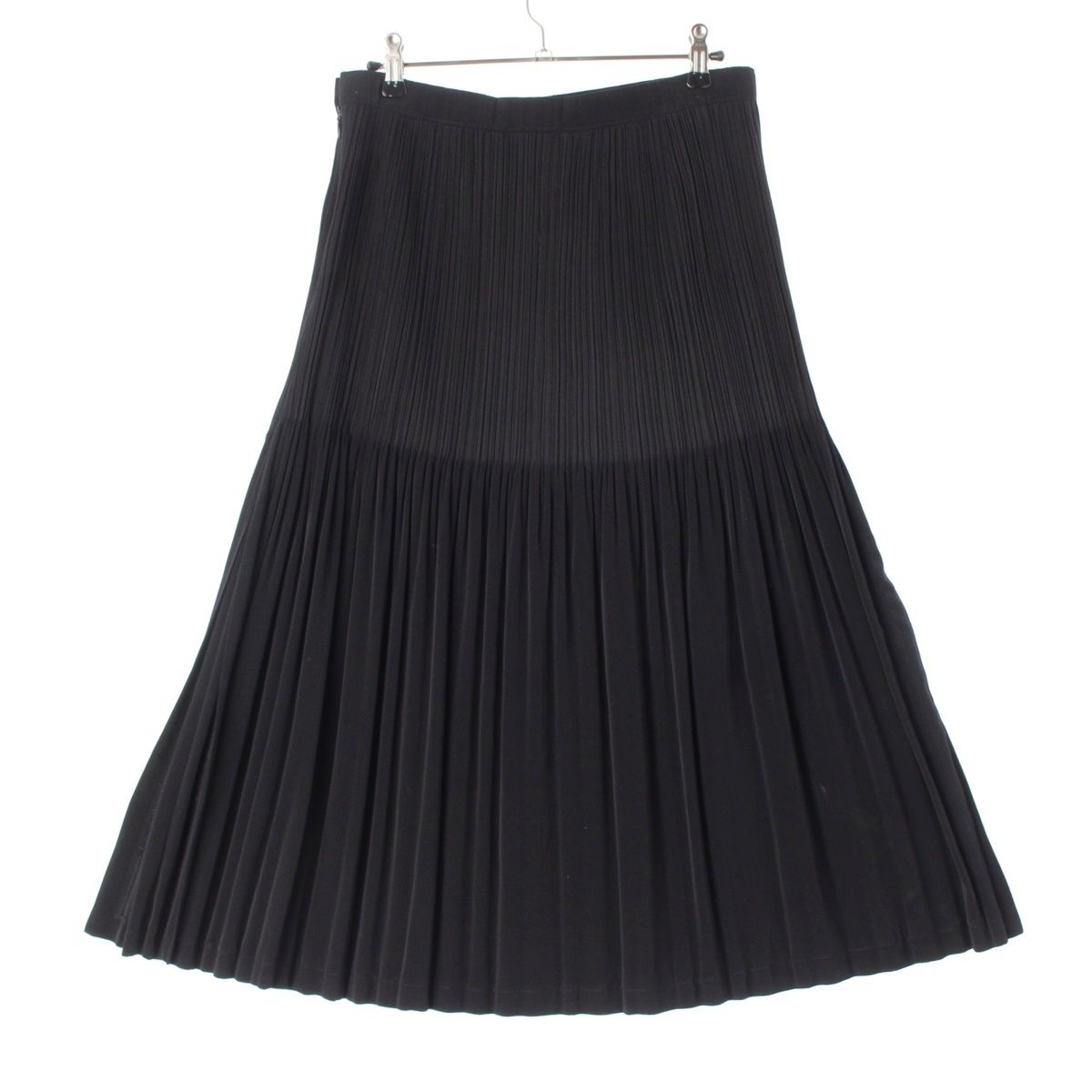 イッセイミヤケ フェット プリーツ フリル スカート IF52FG245 ブラック 02