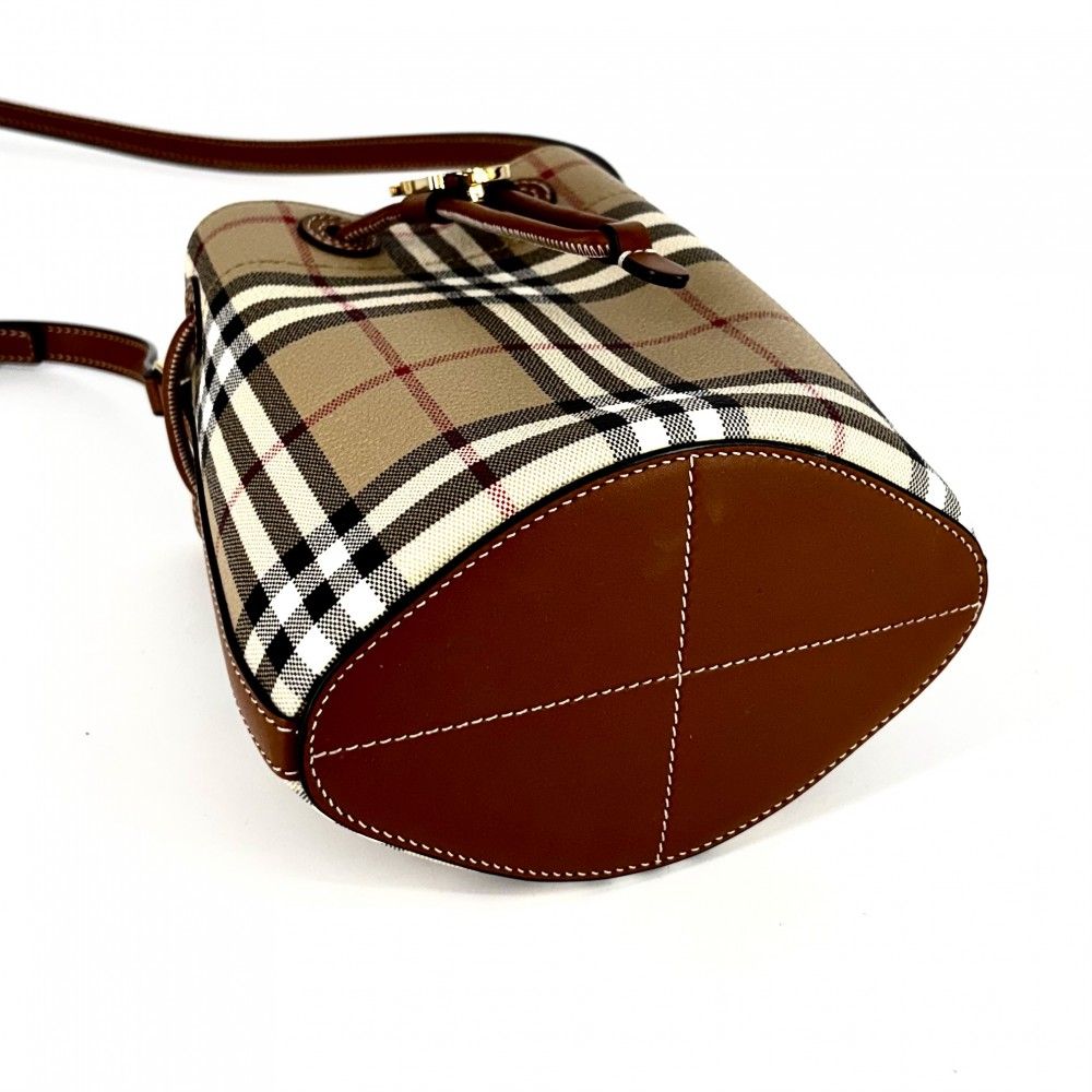 極美品✨バーバリー ショルダーバッグ 美品⭐️バーバリー シャドー