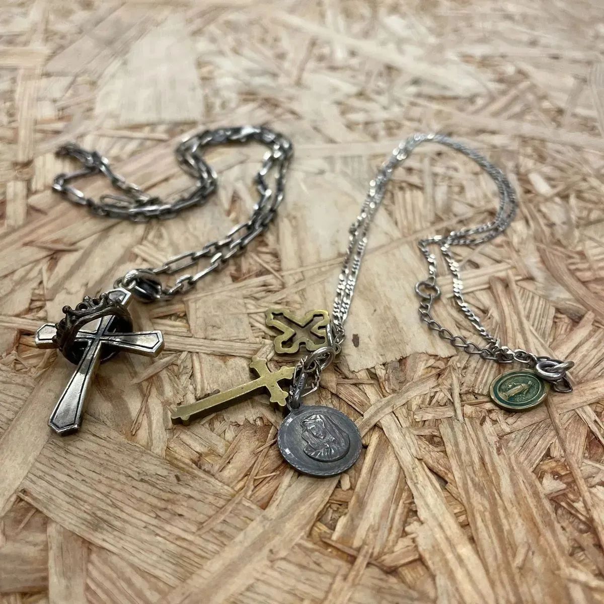 当時もの　ヴィンテージ　アンティーク　メダイ　クロス　ネックレス 当時もの ヴィンテージ アンティーク メダイ クロス ネックレス amp