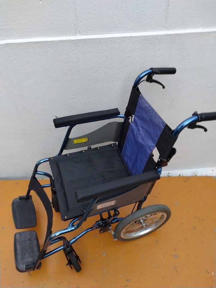 送料無料 一部地域を除く ミキ軽量車いす キャリカル 介助型 PMS-2R KM-25-0917-24