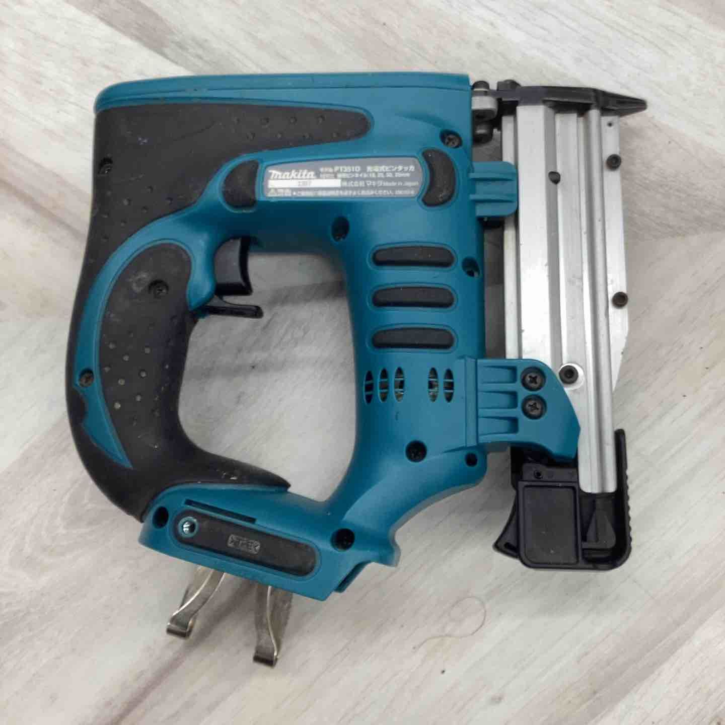 makita コードレスピンタッカ