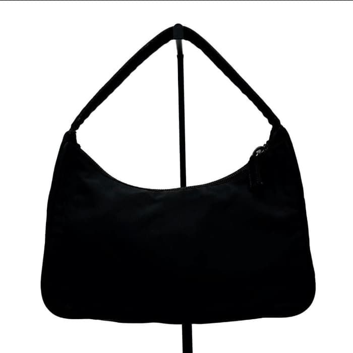 中古】良品 PRADA プラダ ナイロン 三角ロゴ プレート ナイロン 中古】良品 PRADA プラダ ナイロン 三角ロゴ プレート ナイロン