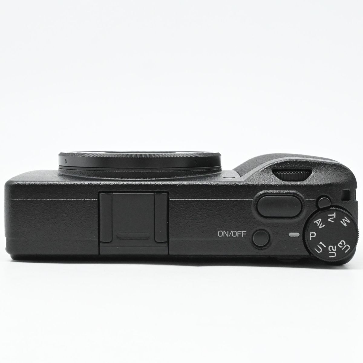 RICOH GR III デジタルカメラ ショット数1923枚 - メルカリ