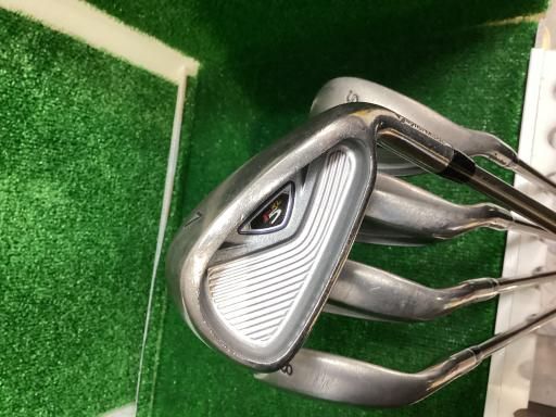 テーラーメイドr5XLレディース8番アイアンゴルフクラブ初心者中古女性フジクラL r5 XL PLUS テーラーメイド(TaylorMade) レディースアイアン
