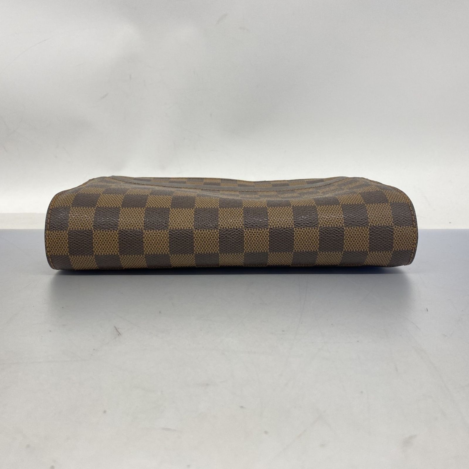 ヴィトン クラッチバッグ