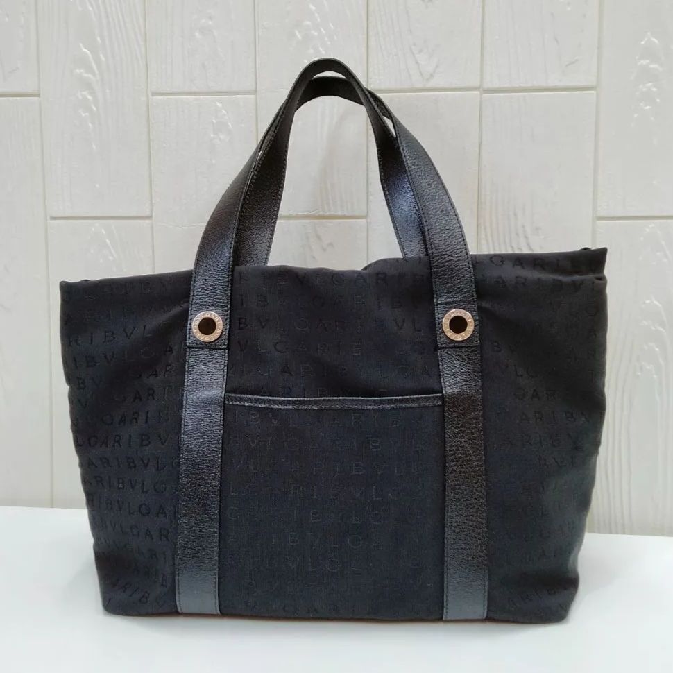 ☆美品☆  BVLGARI  トートバッグ 肩掛け ブラック レザーヨコ33cm