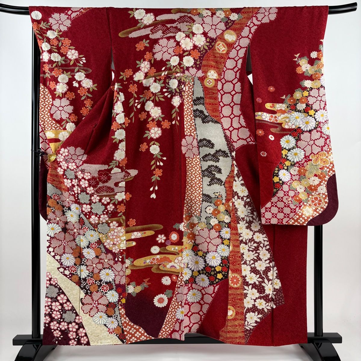振袖 身丈158.5cm 裄丈68cm L 袷 桜 菊 銀通し 刺繍 赤 正絹 美品 逸品 公式通販 | 振袖 身丈158cm 裄丈68cm L 袷 やまと 辻が花 桜 銀通し 金彩 ピンク 正絹 名品 中古 | 着物 | Glvikc