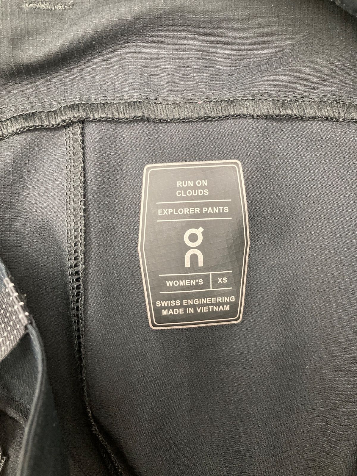 【稀少】On EXPLORER PANTS エクスプローラーパンツ ブラック S On Running Explorer Pants - Top4Running.com