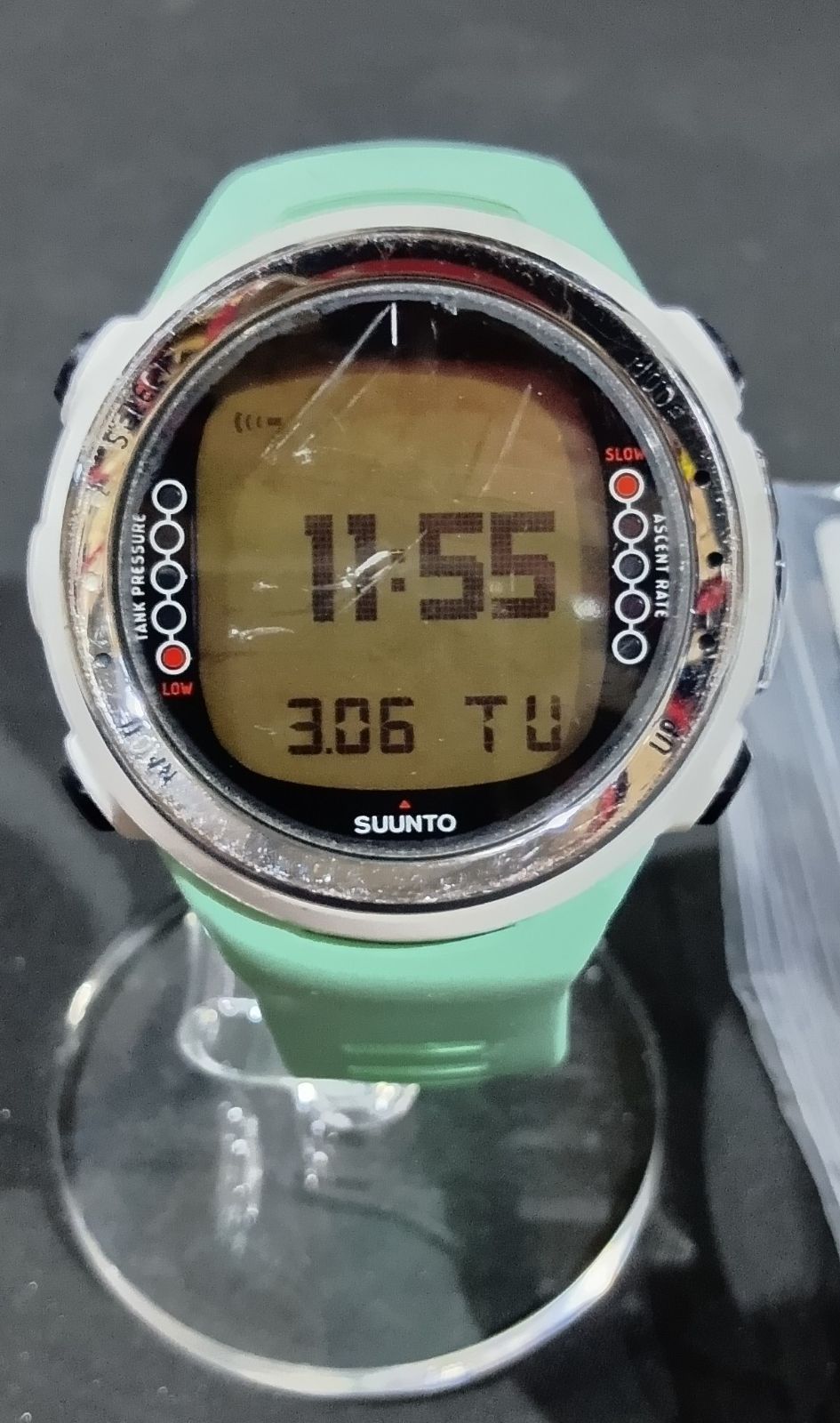 未使用 SUUNTO スント D4i ダイブコンピューター ホワイト 【公式通販】
