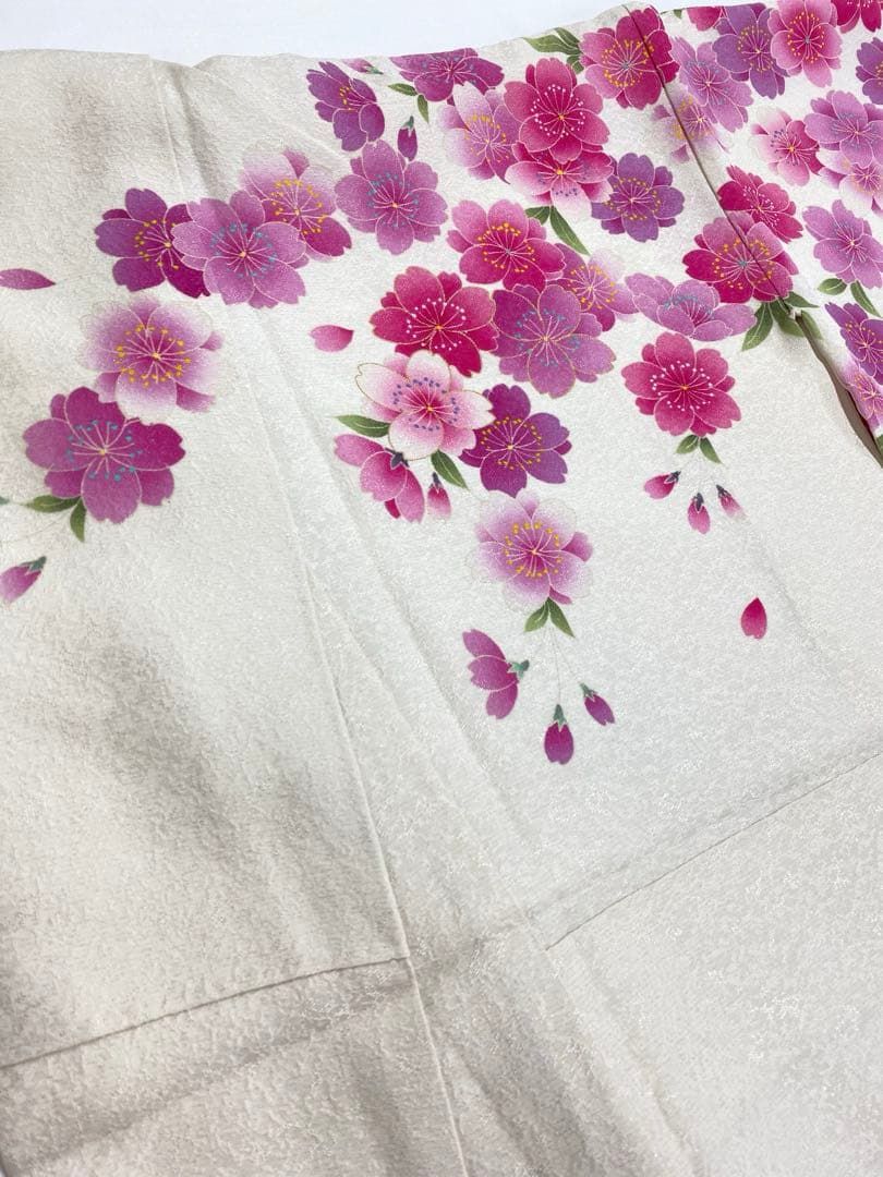 振袖 豪華 銀通し 刺繍 桜 身丈158cm - メルカリ