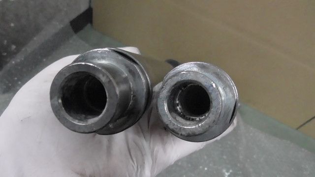 フロントフォーク