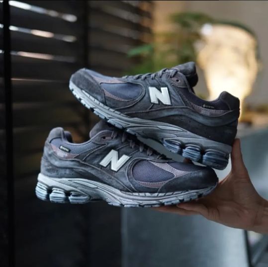 New Balance 2002R GORE-TEX 