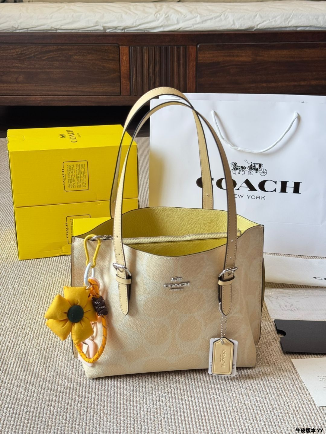 定番アイテム【COACH】Mollie 25 トートバッグ〈送料込〉 モリー トート 25