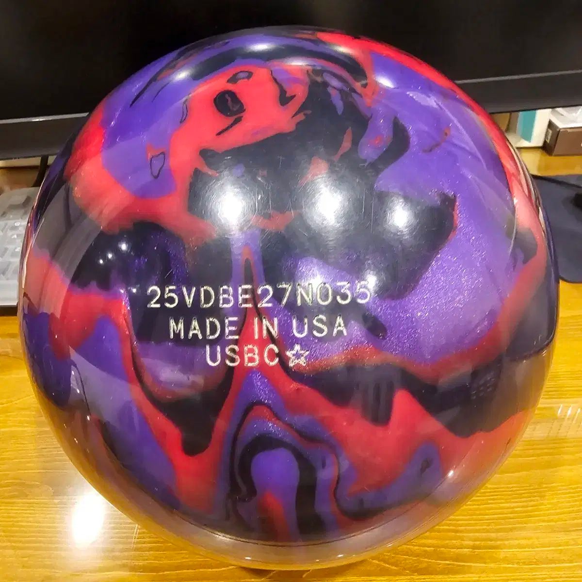 A*C様 ボウリング　ボール　ストーム　アイデンティティ　14P サービス有り ☆購入特典有り☆【ボウリングボール ストーム STORM】アイデ