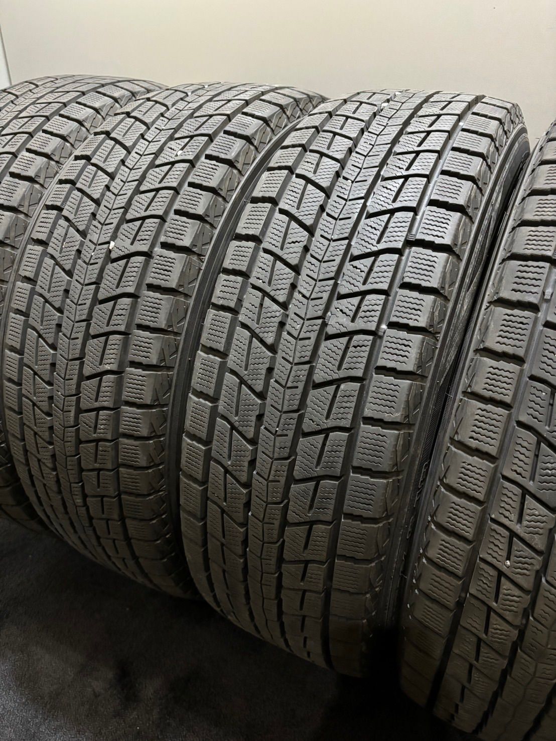 225/60R18 DUNLOP/WINTER MAXX SJ8 18年製 スタッドレス 4本 ダンロップ ウィンターマックス ハリアー RAV4 NX (南7-H402)
