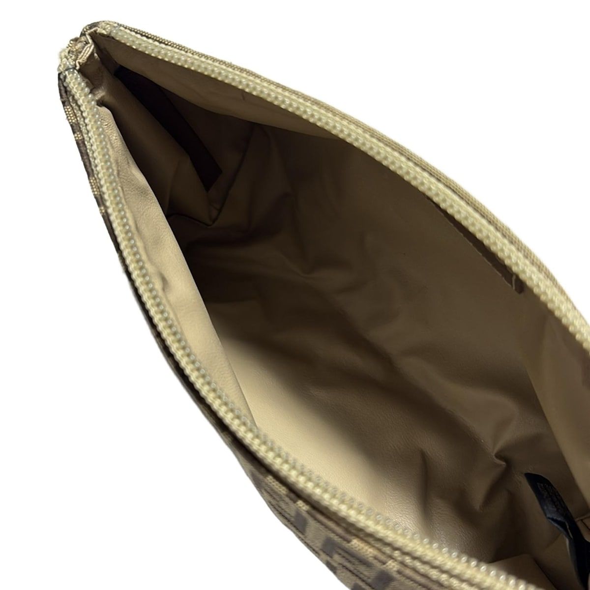FENDI(フェンディ) ポーチ美品 ズッキーノ柄 7N0038 アイボリー