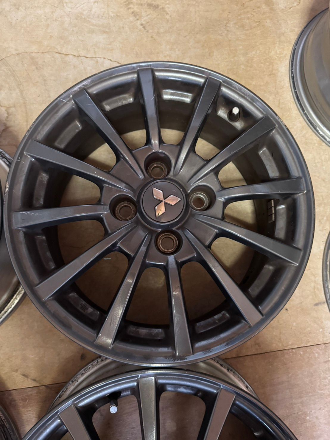 コルトラリーアートバージョンR 純正ホイール