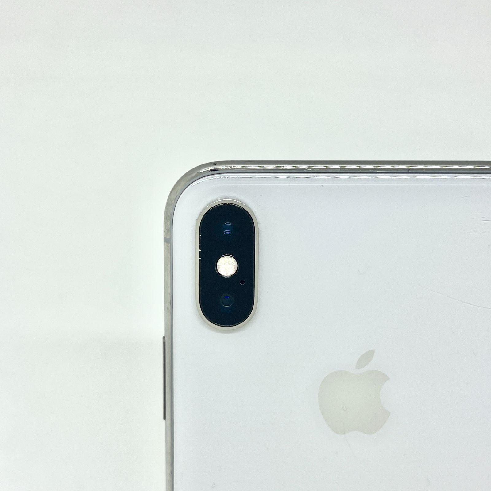 並品】【純正バッテリー86%】 iPhone X 64GB シルバー 9551 SIM