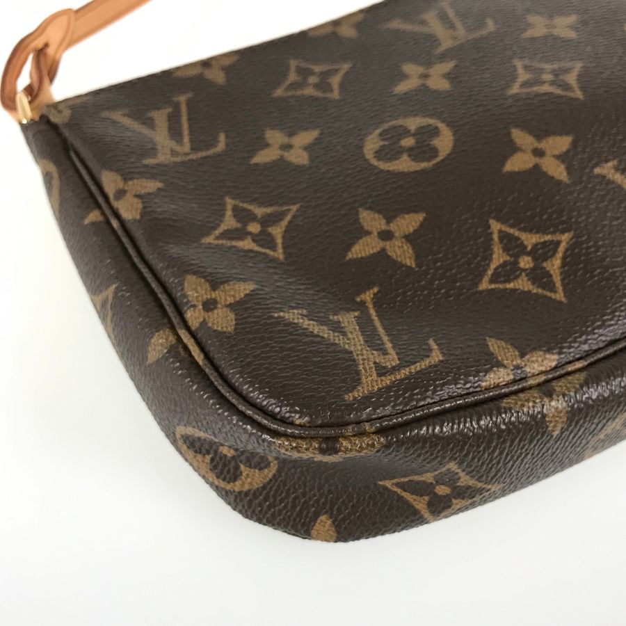 ルイ・ヴィトン LOUIS VUITTON モノグラム ポシェット アクセ